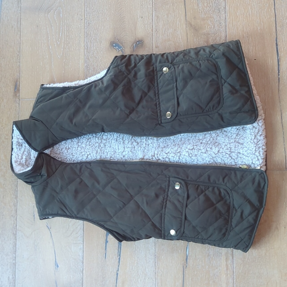 NWOT reversible vest